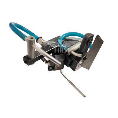 एस्टोर 150-220 थ्रेड सिलाई मशीन बुक सेपरेटर आयरन नोजल सीट फैक्टरी