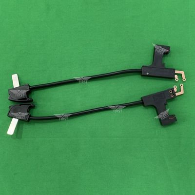 पुरानी लेयबोल्ड गर्म काटने वाली चाकू के साथ तार के साथ कपड़ा मशीनरी भरने के लिए रोक गति