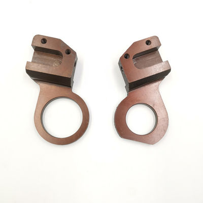 ब्राउन इंटरमीडिएट रोलर ब्रैकेट सपोर्ट DS 71.010.308 OS 71.010.310 Sm102 Cd102 हीडलबर्ग स्पेयर पार्ट्स