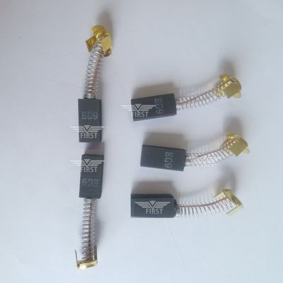 कार्बन ब्रश 10*6*20 मिमी प्रिंटिंग मशीन के लिए कोमोरी रोलैंड कार्बन ब्रश