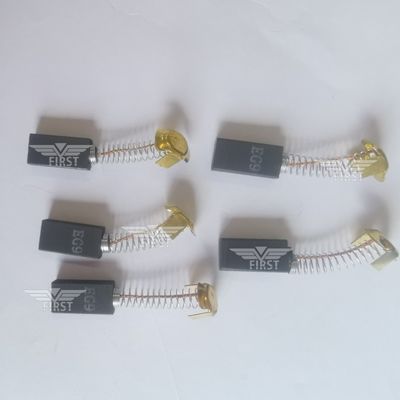 कार्बन ब्रश 10*6*20 मिमी प्रिंटिंग मशीन के लिए कोमोरी रोलैंड कार्बन ब्रश