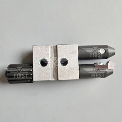 मार्टिनी 3210/3212/3214 सिलाई मशीनों के लिए पॉलीयूरेथेन सुई धारक सुरक्षित सुई धारक स्थिति के साथ